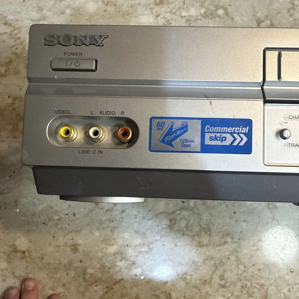 SONY SLV-N750 HI-FI STEREO VIDEO CASSETTE RECORDER Untested